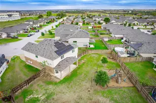 321 Ore Ln, Jarrell, TX 76537 - Photo 37