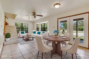 199 Middleton Rd, Spicewood, TX 78669 - Photo 9