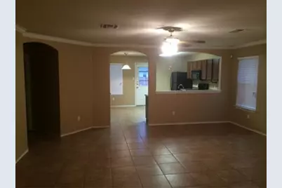 1013 Warbler Cove, Hutto, TX 78634 - Photo 5