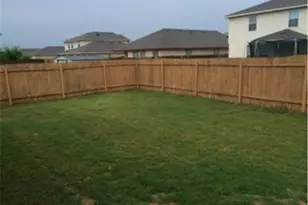 1013 Warbler Cove, Hutto, TX 78634 - Photo 7