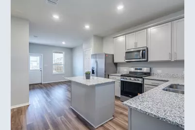 388 Begonia Street, Buda, TX 78610 - Photo 7