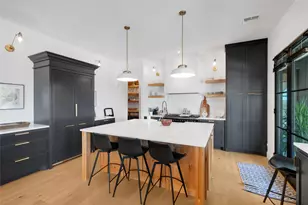 401 Rogart Dr, Briarcliff, TX 78669 - Photo 9