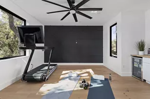 302 Buckeye Trail, West Lake Hills, TX 78746 - Photo 23