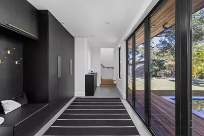 302 Buckeye Trail, West Lake Hills, TX 78746 - Photo 17