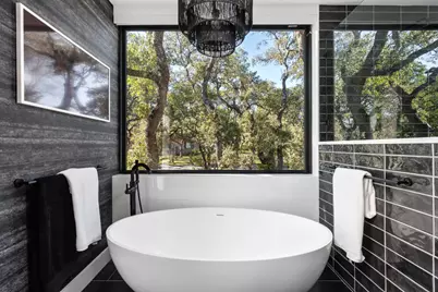 302 Buckeye Trail, West Lake Hills, TX 78746 - Photo 17