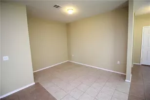 5704 Knoll Pines Pass, Austin, TX 78724 - Photo 5