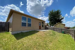 5704 Knoll Pines Pass, Austin, TX 78724 - Photo 35
