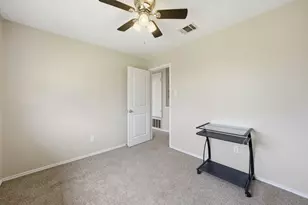 1701 Hunters Trail, Round Rock, TX 78681 - Photo 27