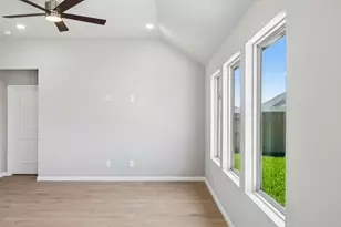 108 Melrose St, Hutto, TX 78634 - Photo 27