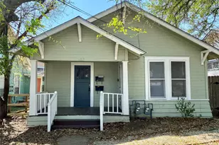 407 E 30th St, Austin, TX 78705 - Photo 1