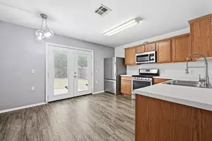 11412 Robert Wooding Dr, Austin, TX 78748 - Photo 9
