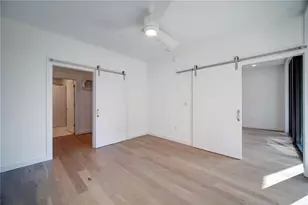 900 S 1st St, Austin, TX 78704 - Photo 5