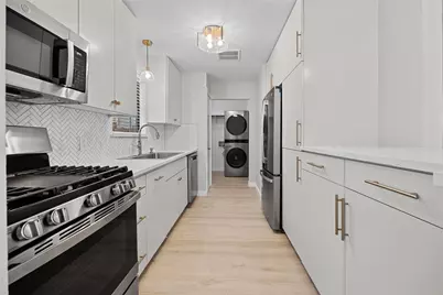 2102 E 8th Street, Austin, TX 78702 - Photo 11