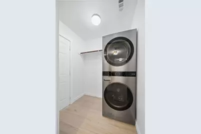 2102 E 8th Street, Austin, TX 78702 - Photo 15