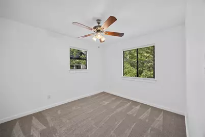 2102 E 8th Street, Austin, TX 78702 - Photo 25