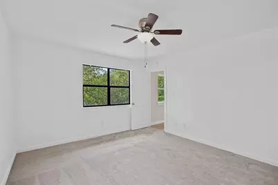 2102 E 8th Street, Austin, TX 78702 - Photo 19