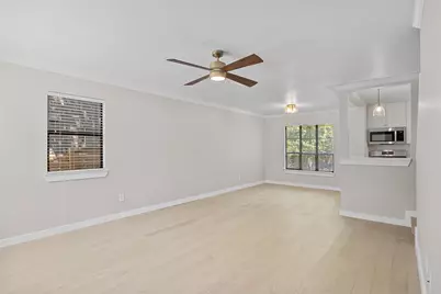 2102 E 8th Street, Austin, TX 78702 - Photo 7