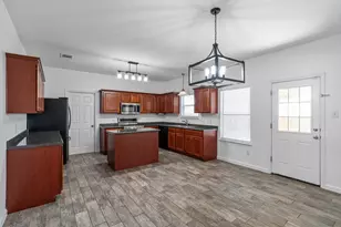 1404 Delia Chapa, Hutto, TX 78634 - Photo 5