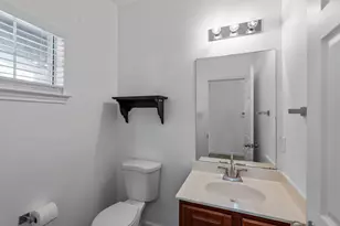 1404 Delia Chapa, Hutto, TX 78634 - Photo 33