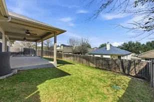 9207 Pioneer Forest Dr, Austin, TX 78744 - Photo 33