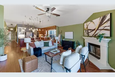 9207 Pioneer Forest Drive, Austin, TX 78744 - Photo 7