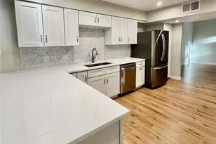 8111 Middle Ct, Austin, TX 78759 - Photo 9