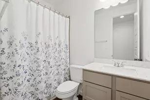 137 Night Bloom Path, Liberty Hill, TX 78642 - Photo 31