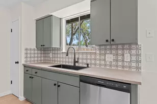 6611 Boleynwood Dr, Austin, TX 78745 - Photo 9