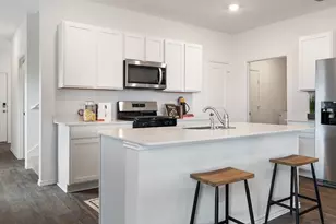 12012 Pike Bnd, Mustang Ridge, TX 78610 - Photo 11