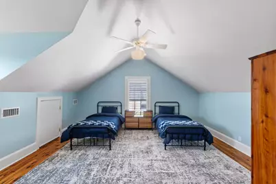 811 E Hempstead Street, Giddings, TX 78942 - Photo 15