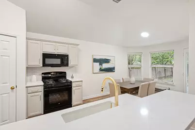 12104 Battle Bridge Drive, Austin, TX 78748 - Photo 11