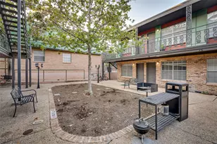 311 E 31st St, Austin, TX 78705 - Photo 17