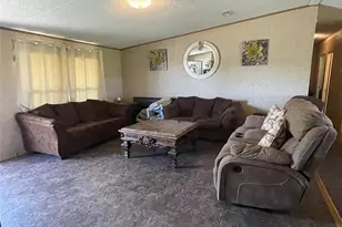 106 Brown Pelican Dr, Del Valle, TX 78617 - Photo 5