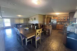 106 Brown Pelican Dr, Del Valle, TX 78617 - Photo 13