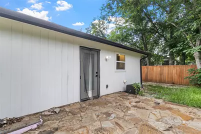 409 Avenue R, Marble Falls, TX 78654 - Photo 25