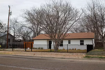 409 Avenue R, Marble Falls, TX 78654 - Photo 3