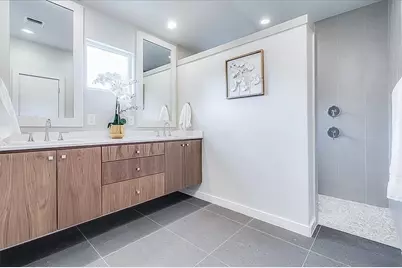 3913 Valley View Road #B, Austin, TX 78704 - Photo 15