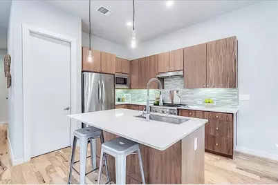 3913 Valley View Road #B, Austin, TX 78704 - Photo 9