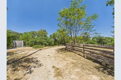 451 High Gabriel E, Leander, TX 78641 - Photo 7