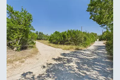 451 High Gabriel E, Leander, TX 78641 - Photo 5