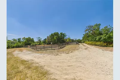 451 High Gabriel E, Leander, TX 78641 - Photo 33