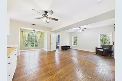 451 High Gabriel E, Leander, TX 78641 - Photo 17