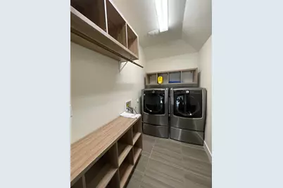 13501 Metric Boulevard #45, Austin, TX 78727 - Photo 17