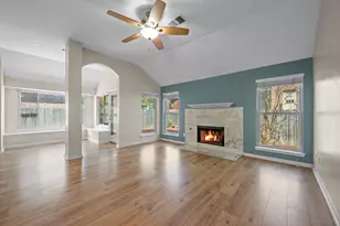 12706 Cinchring Ln, Austin, TX 78727 - Photo 9