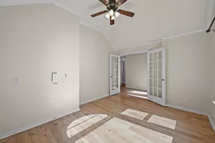 12706 Cinchring Ln, Austin, TX 78727 - Photo 7