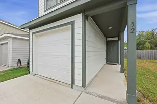 52 Trinity Cir, Lockhart, TX 78644 - Photo 5