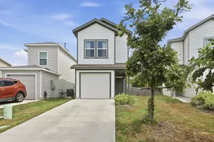 52 Trinity Cir, Lockhart, TX 78644 - Photo 3