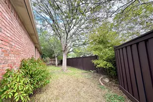 7201 2 Jacks Trail, Round Rock, TX 78681 - Photo 15