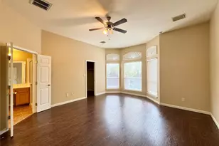 7201 2 Jacks Trail, Round Rock, TX 78681 - Photo 3