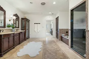 36 Cottondale Rd, The Hills, TX 78738 - Photo 19